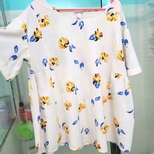 Liz Lange Maternity blouse